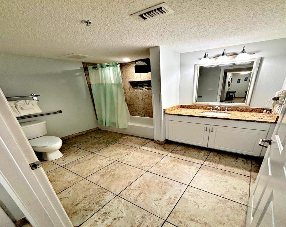 2 Bedroom Direct Oceanfront Wyndham Ocean Walk Daytona Beach 2226-0 เดย์โทนาบีช ภายนอก รูปภาพ