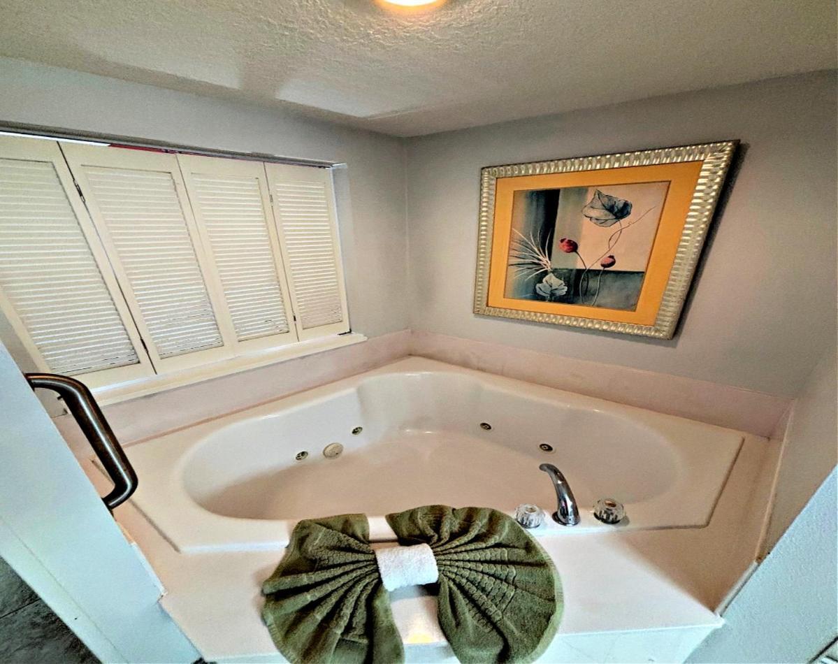 2 Bedroom Direct Oceanfront Wyndham Ocean Walk Daytona Beach 2226-0 เดย์โทนาบีช ภายนอก รูปภาพ